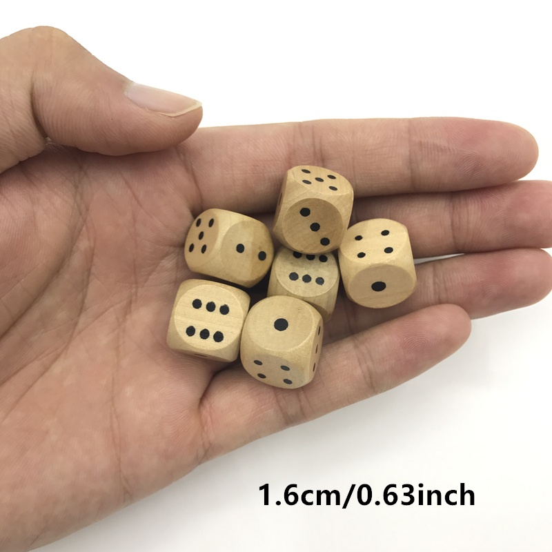 Pacote com 10 dados D6 de made - Dice Tower Wooden avaliação e preço